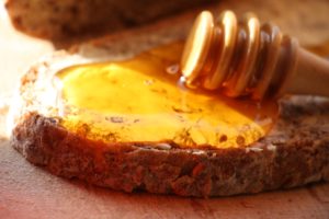 10 Ways to Use Truffle Honey
